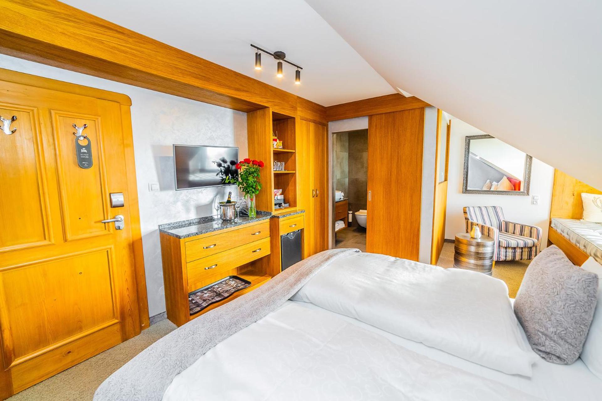 Wellness Hotel V Nebi Kořenov Esterno foto